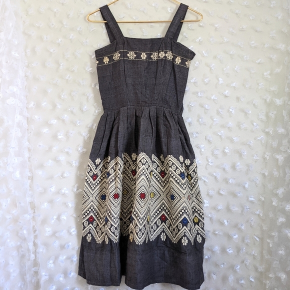 Vintage Dresses & Skirts - Vintage 1950s Guatemalan Embroidered Sun Dress
